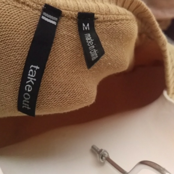 Takeout Beige long sleeve sweater with pockets - Picture 8 of 8